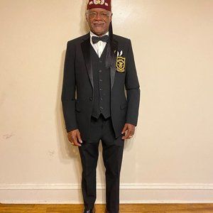 Meet your Posher, James